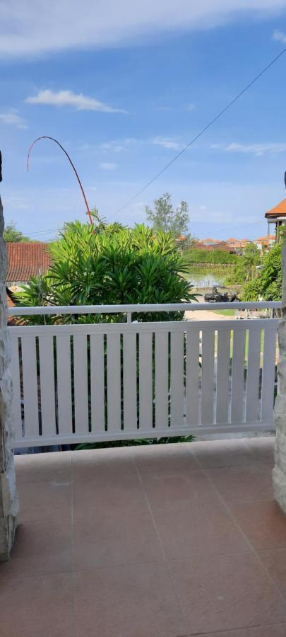 Turtle Island Homestay Sanur Buitenkant foto
